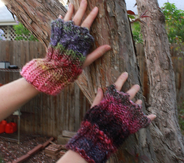 Ribbed Cabled Fingerless Gloves