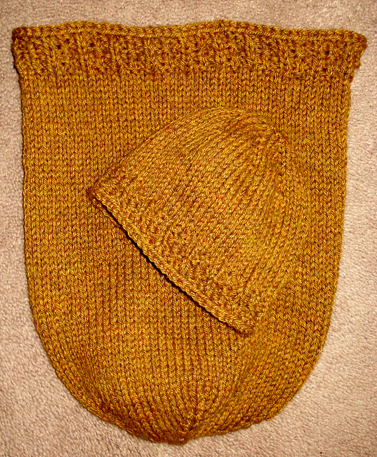 Barley Corn Cuddle Cocoon and Hat