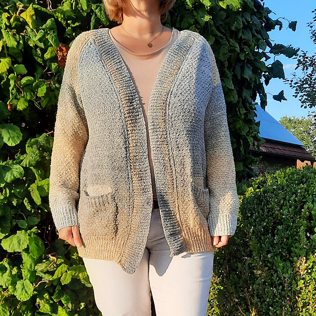 # 22 Raglanjacke im Perlstrukturmuster