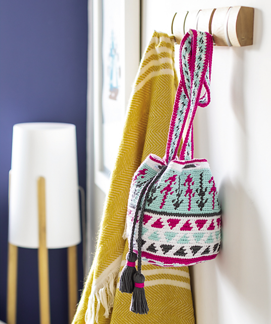 Mochila style bag