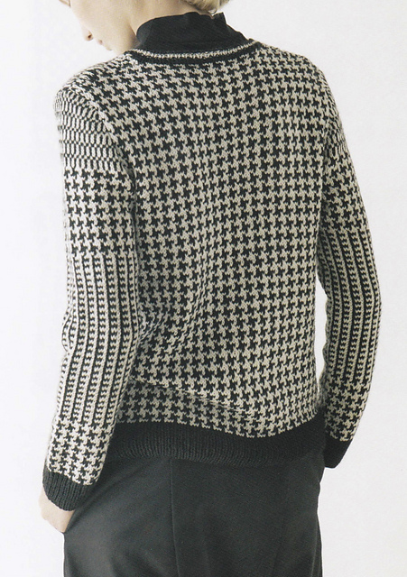 R. Pullover