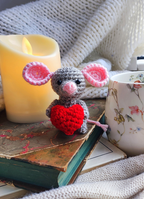 Valentine's Day Mouse