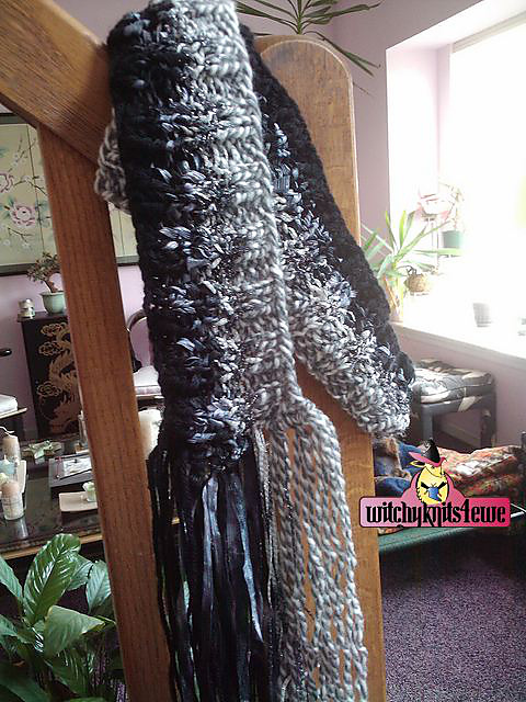 Fade into Black Scarf