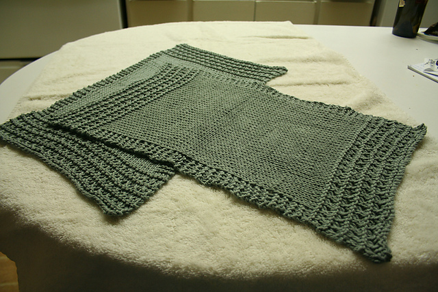 Lace-Edged Placemats