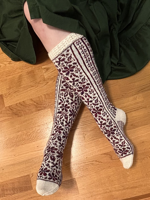 Ravelry: Metsäkukkia pattern by Niina Laitinen