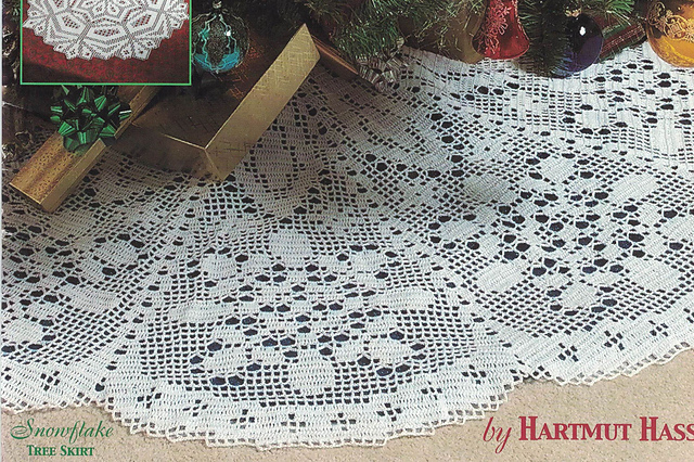 Snowflake Tree Skirt