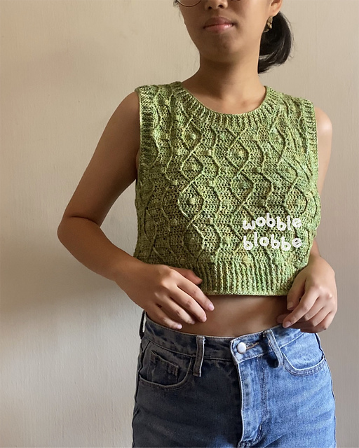 Ravelry: Wildberry Vest pattern by Shenny Goh