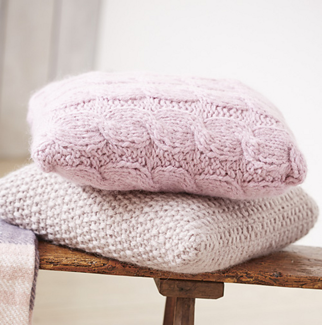 Moss Cushion