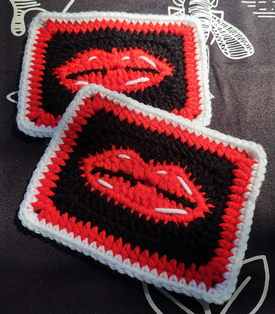 Hot Lips Granny Rectangle