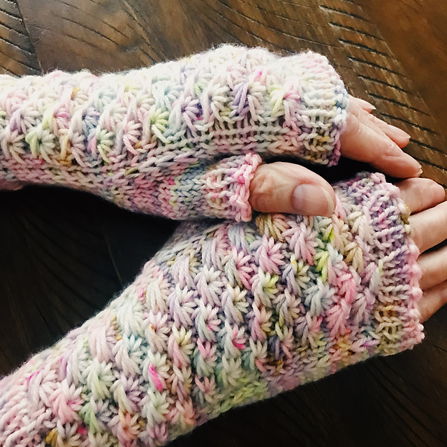 Starswept Mitts