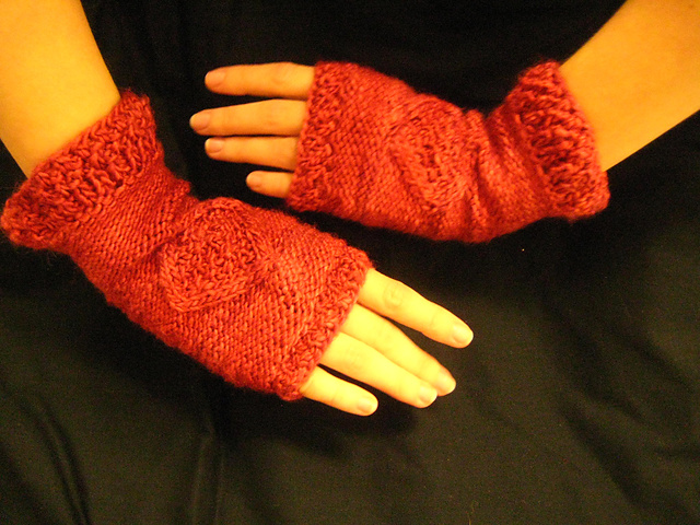 Diamond Mitts