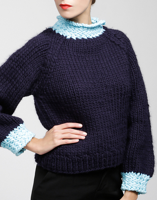 ROYAL ROSE SWEATER