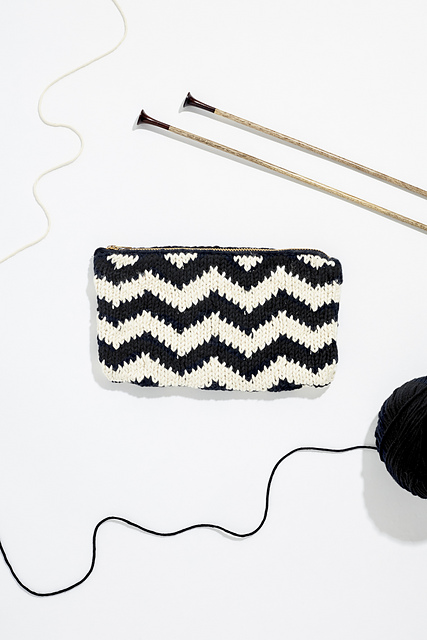 Knit You Purse Zigazag