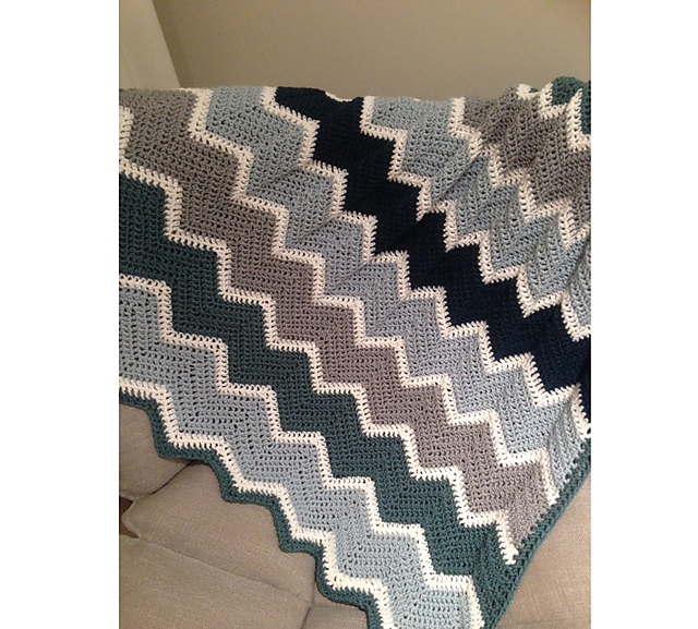 Ravelry: Chevron Blanket pattern by Wool Baa