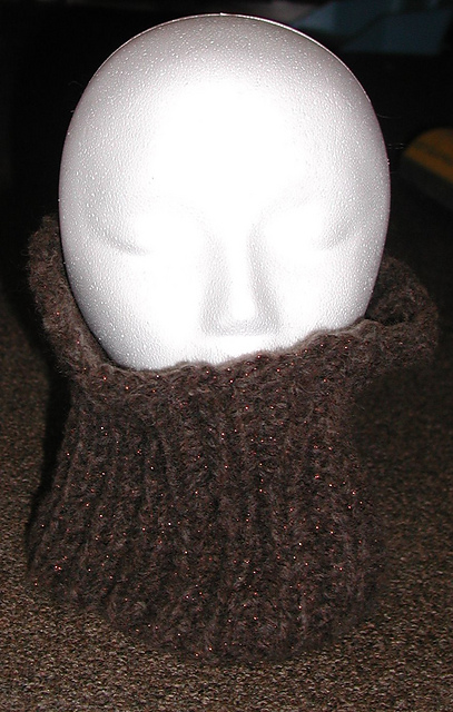 Reversible Mistake Stitch cowl