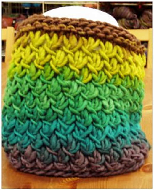 Freia Lace Stitch Cowl