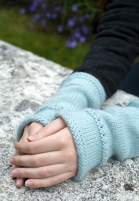 Rivulet Wrist Warmers