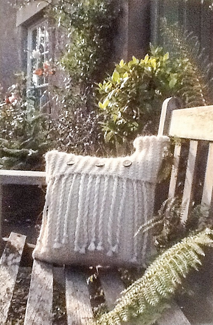 Twisted sheep cushion