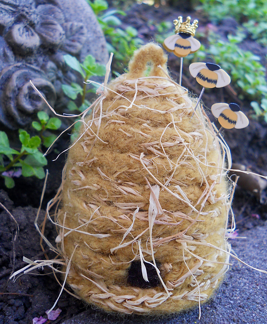 Queen Bee Hive Pincushion