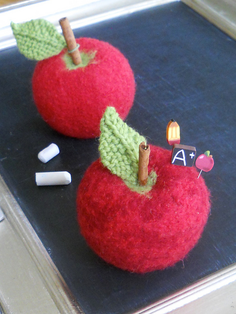Felted Apple Pincushion