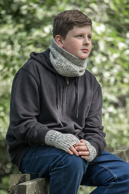 Cwtch Me Close Cowl