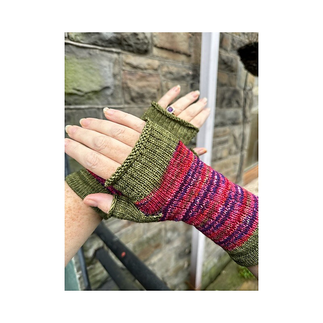 Long Thumbed Wrist Warmers
