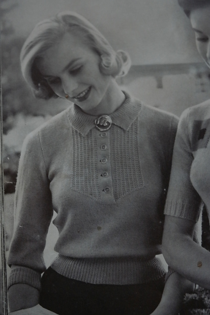679-67 Pullover with vestee
