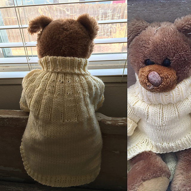 Ribbed Yoke Dog Sweater Medium