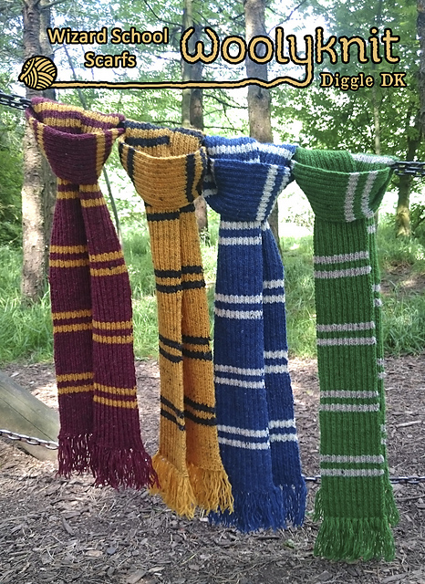 Postcard - Wizard School Scarfs