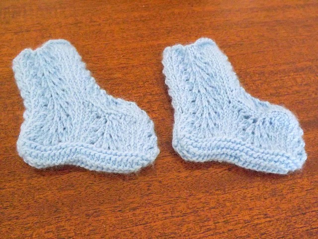 Feather and Fan Set for 3 Months - The Booties