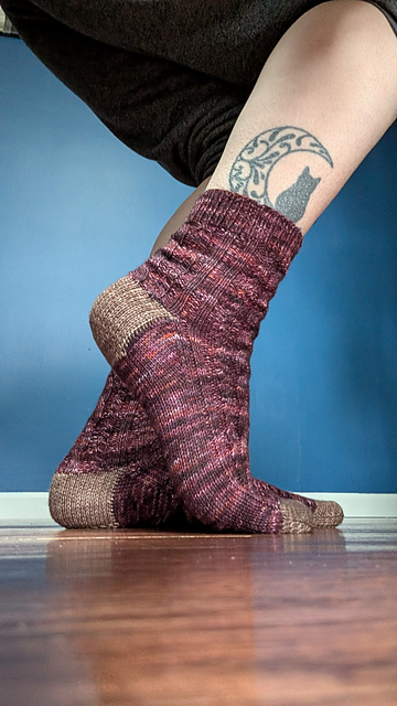 Meet Me in the Library Socks