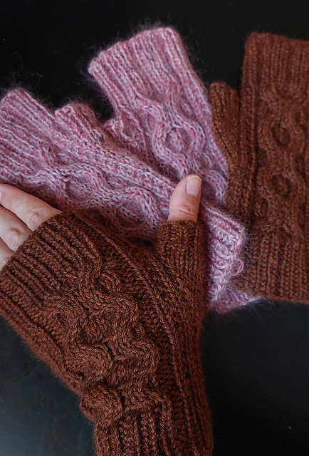Frosty Path Mitts