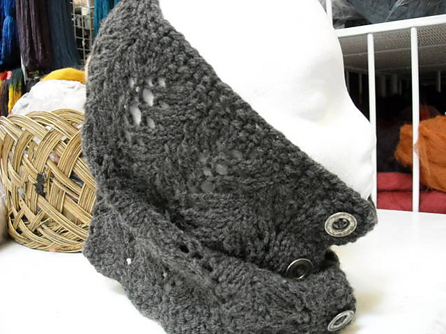 Tim McGraw's buttoned Cowl