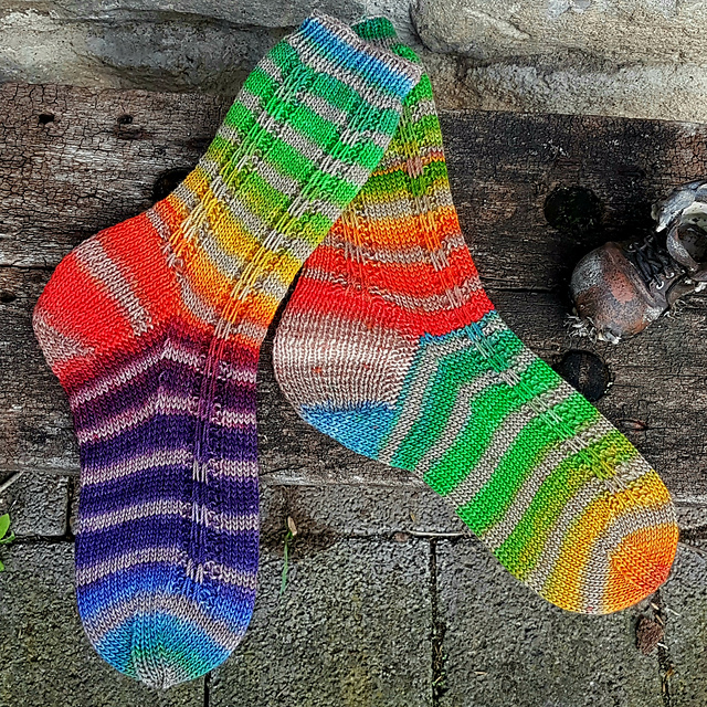 Abgehobene Socken