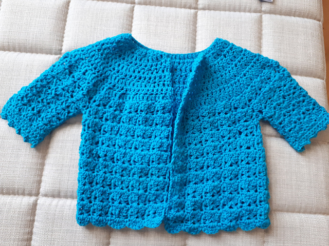 Baby boy or girl sweater set