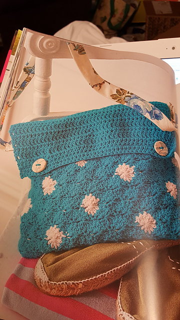 Spotty Satchel