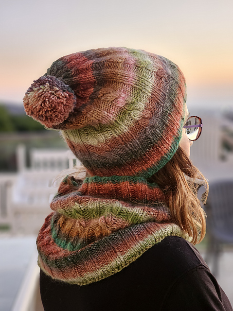 Foliage Hat and Cowl Set