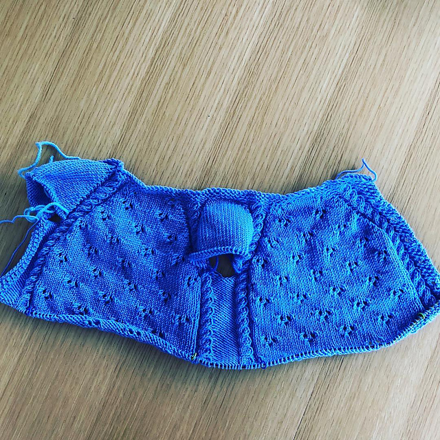 Ravelry xmendel's Newborn Onesie