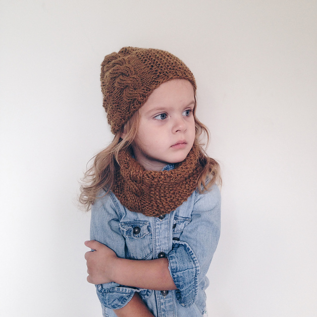Textured Cables Hat 369