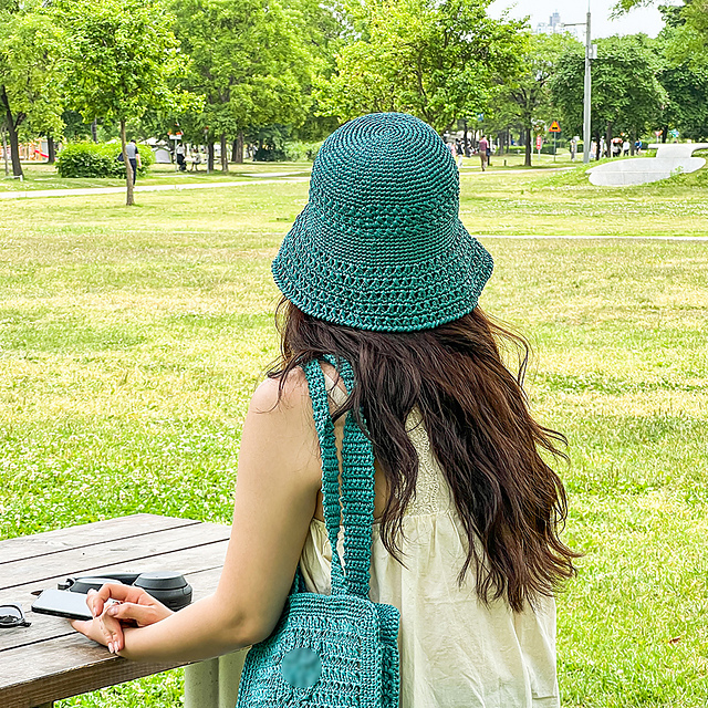 Lattan Breeze Bucket Hat