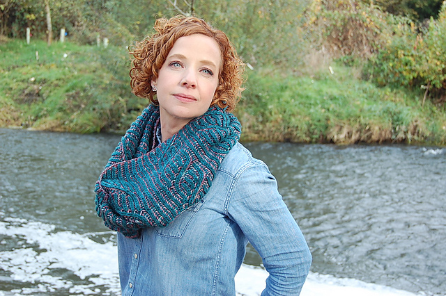 Meriel Brioche Cowl