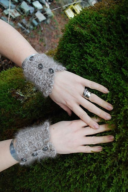 Yarnarchy Victorian Steampunk Cuffs