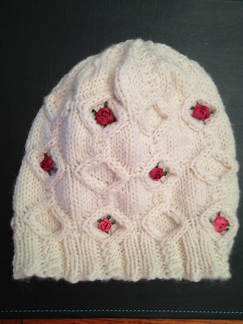 Diamonds and Roses Cap