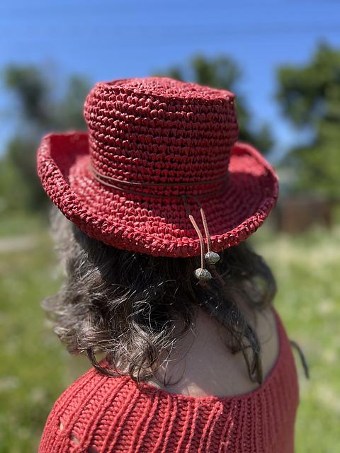 Ravelry: Raffia Sun Hat pattern by Tracy Pipinich