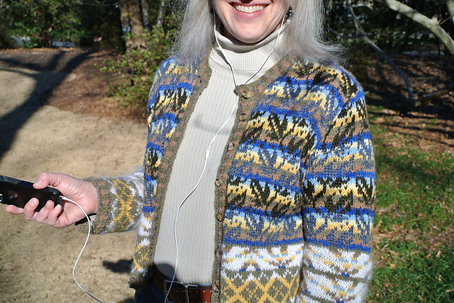 #06 Climbing Vines Cardigan
