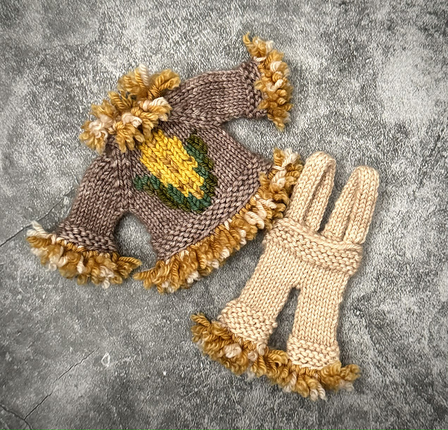 Sweet & Spooky Mini Knits