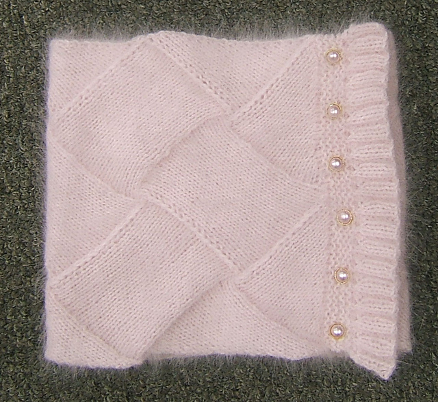 Angora Entrelac Cowl