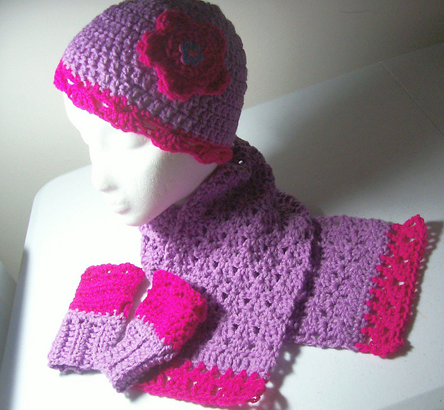 Shell & Flower Trimmed Cloche, Mitts & Scarf Set