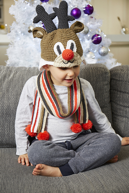 Rudolph the Reindeer Hat & Scarf