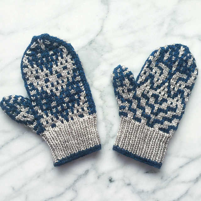 Starlight Mountains Mittens